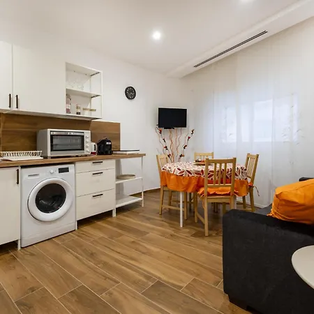 Bengasi Loft 아파트호텔 바리